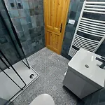 U Vesele Lisky Hutisko